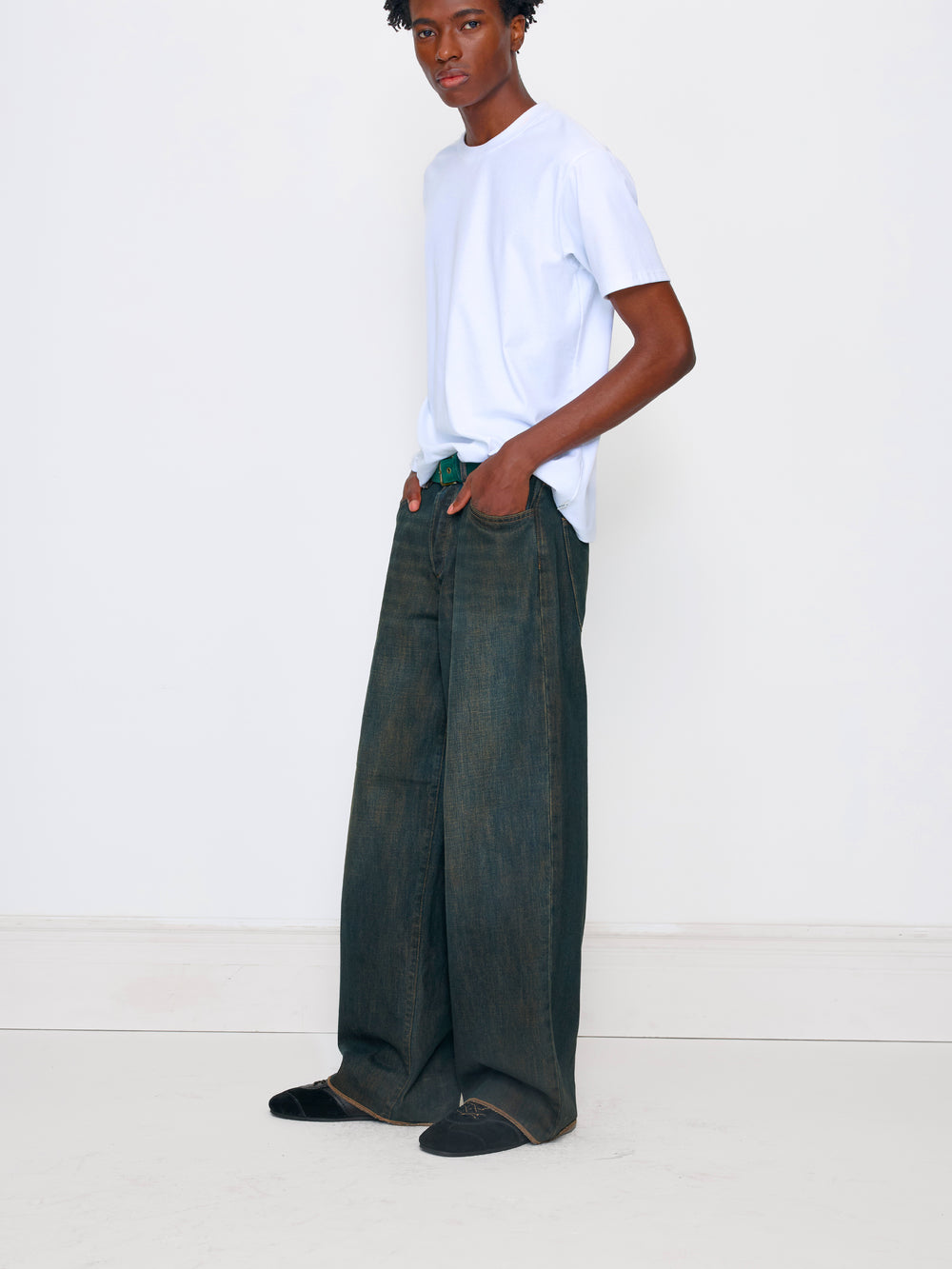 NOISE TINT STRAIGHT UNISEX JEAN