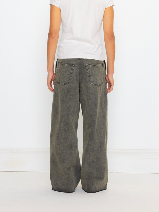 GREY BAGGY UNISEX OVERDYED JEAN