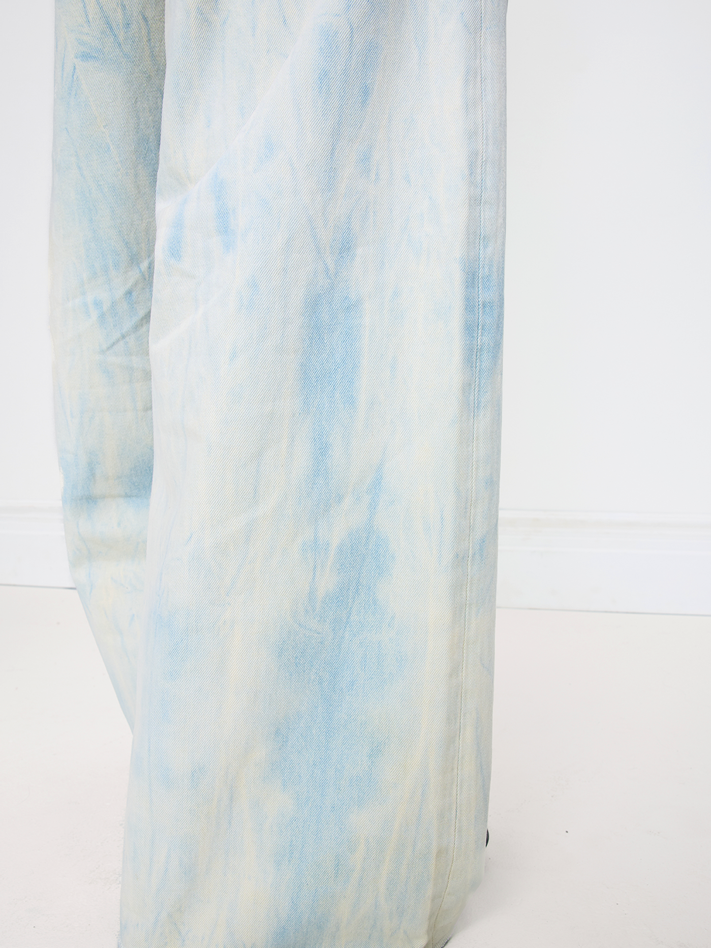 LIGHT TIDE BAGGY UNISEX JEAN