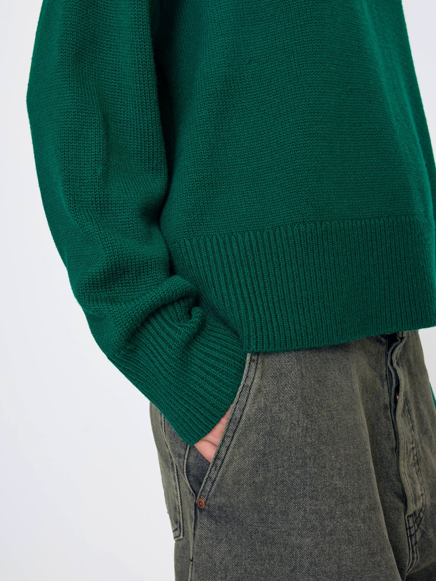 GREEN WOOL SWEATER