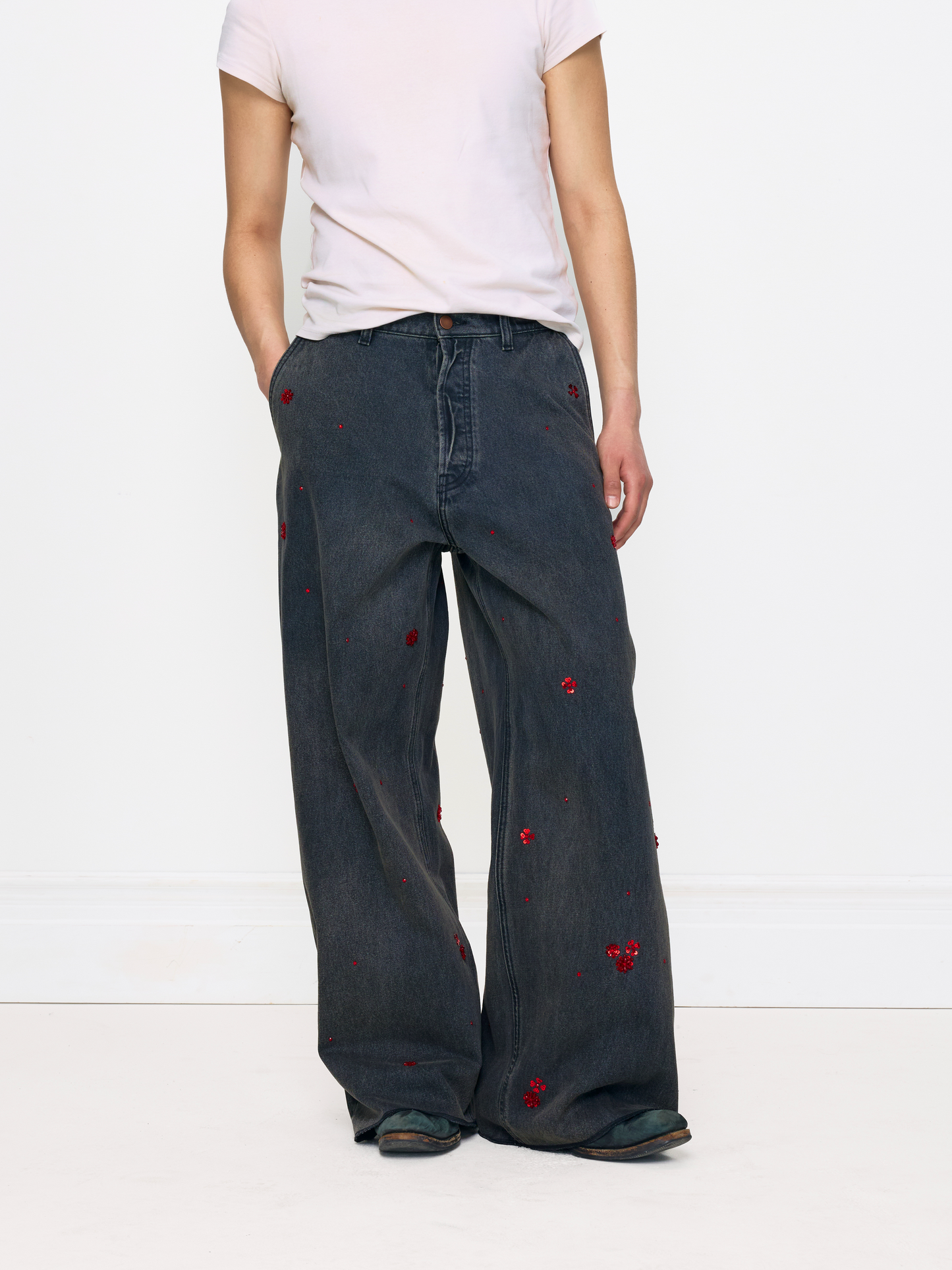 GREY BEADED BAGGY UNISEX JEAN