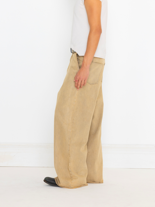 TAN BAGGY UNISEX OVERDYED JEAN