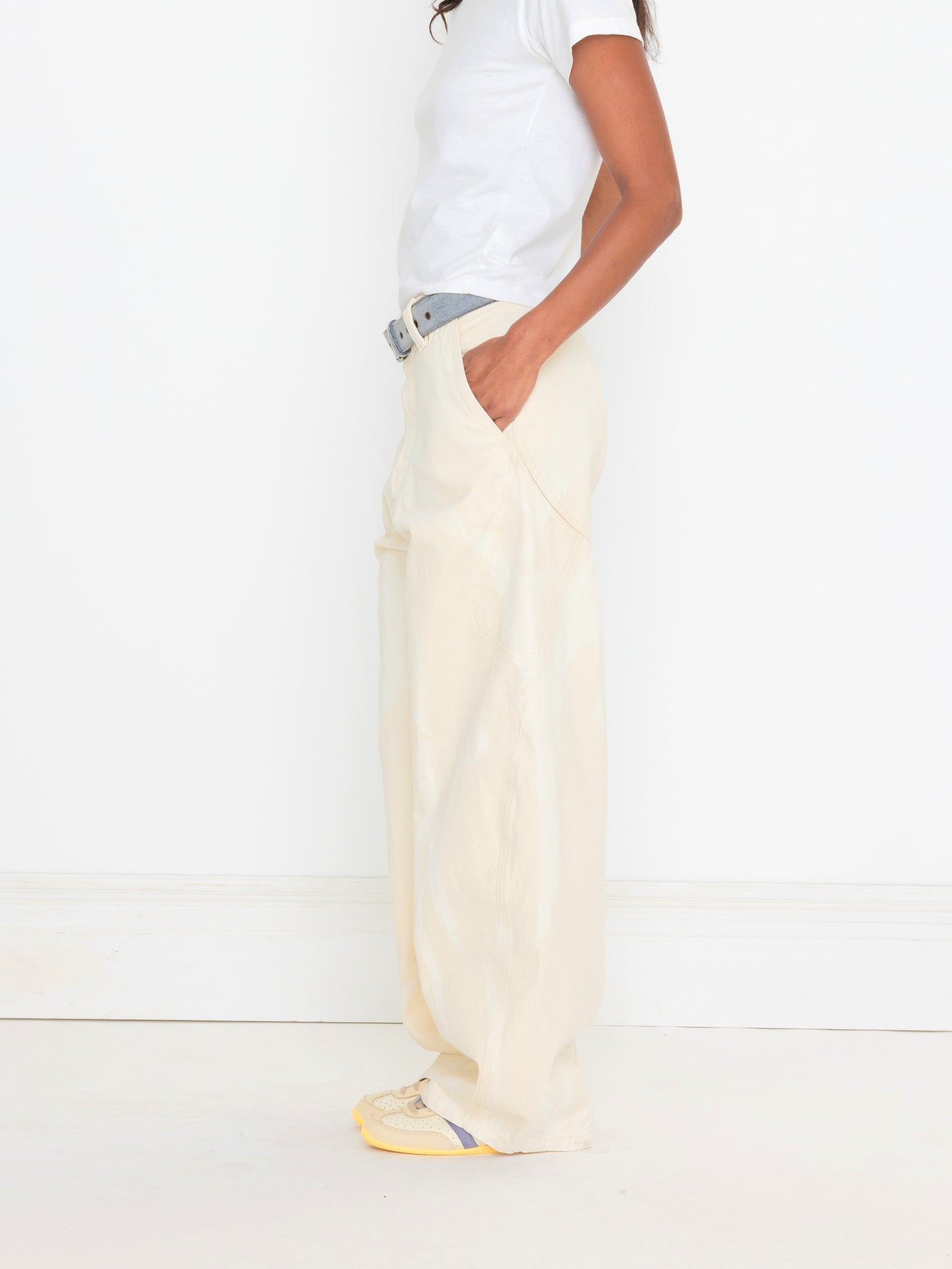 OFF WHITE BARREL UNISEX JEAN